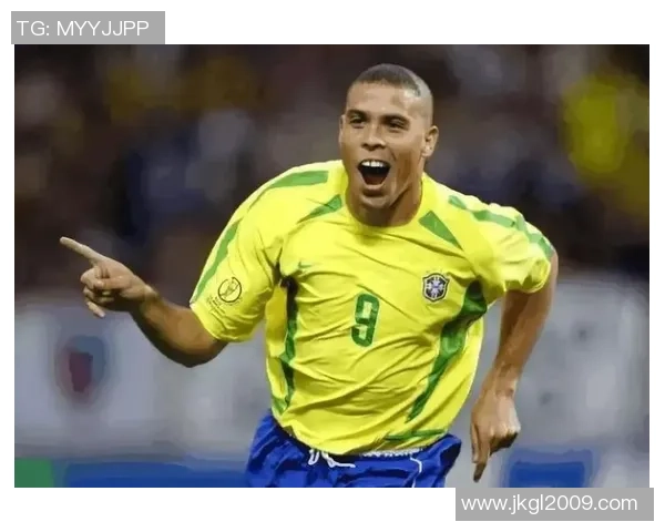 身高一米八几的足球巨星如何在赛场上展现卓越的领导力与技术魅力